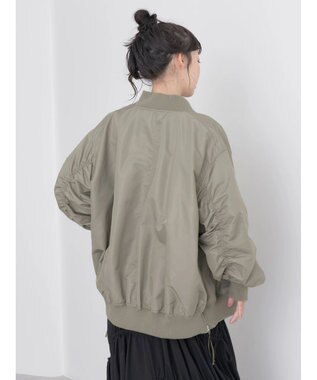 earth music&ecology ＢＩＧ　ＭＡー１ Khaki
