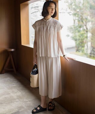 組曲 L ギャザーライトデシンシャーリング ブラウス アイボリー系