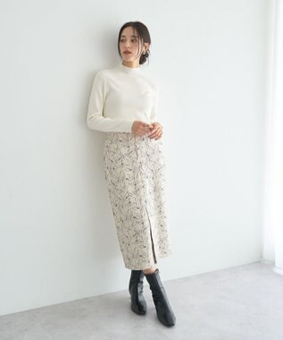 YECCA VECCA ラインフラワー柄フェイクスエードスカート Charcoal Gray