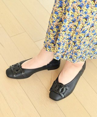 nouvelleRobe Oū 新色追加【本革・高反発】Chain Buckle Ornament スクエアトゥパンプス ブラック