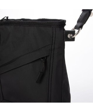 UNBILLION カシュカシュ cachecache / ミニポーチ付きギャザーショルダーナイロンバッグ ブラック