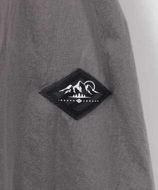 JOSEPH ABBOUD MOUNTAIN 【軽量/ECO撥水/ポケッタブル】ヴィンテージナイロンシャンブレーパーカー ライトグレー系