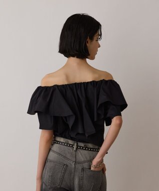 GRACE CONTINENTAL フリルオフショルトップ ブラック