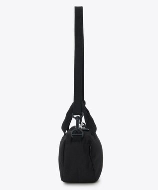 Columbia Columbia/ プライスストリームパッディドショルダー /コロンビア Black