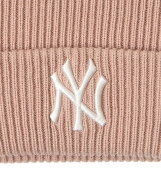 WEGO 別注NEWERA　CAT　EAR　KNIT 柄4