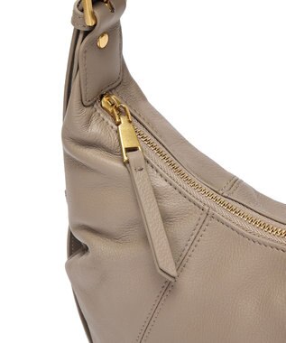 style code 【ペットボトル収納可能】[Lyrss/リルス] 牛革 ショルダーバッグ グレージュ