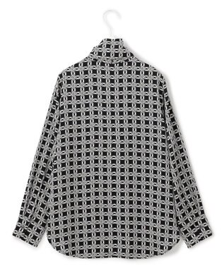 ICB 【洗える】レトロウォールペーパープリント ブラウス オフホワイト×ブラック系