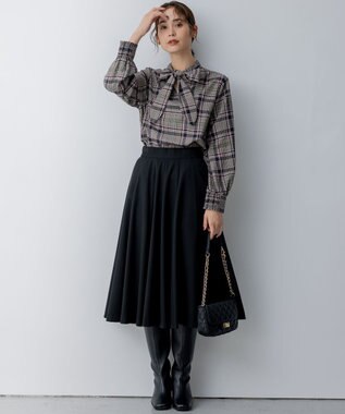 組曲 T/Rツイルストレッチ フレアスカート ブラック系