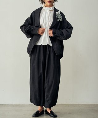 muuc リネンウールの裾タックワイドパンツ ブラック