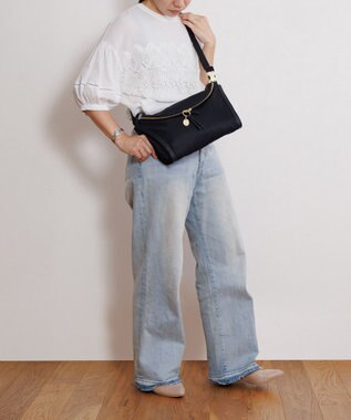 ACE BAGS & LUGGAGE HAyU × ace.  ユッカ ショルダーバッグ 17835 ブラック