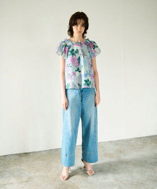 GRACE CONTINENTAL フルーツ刺繍トップ ブルー