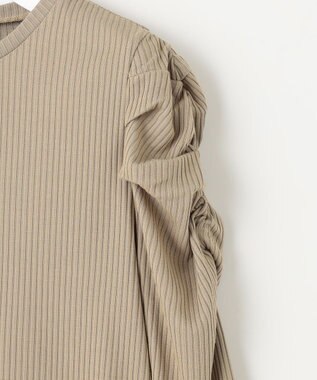 Feroux 【ONWARD CROSSET MAG掲載】ギャザースリーブ プルオーバー ベージュ系