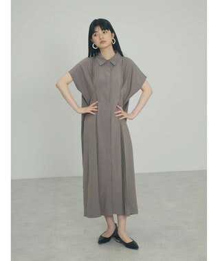 Green Parks ａ．タックプリーツシャツワンピース Gray Beige