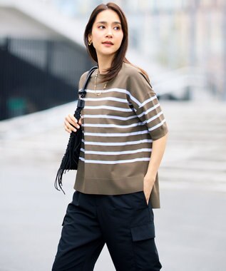 自由区 【カタログ掲載・素材アップデート・新色追加・新柄追加・前後差あり】クレープストレッチプルオーバー ニットⅡ [新色]カーキ×オフボーダー