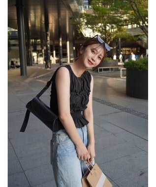 Green Parks シャーリングデザインコルセット風ブラウス Black