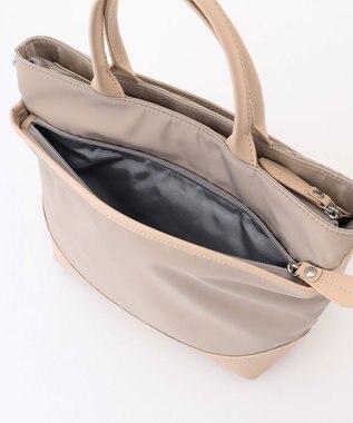 Y'SACCS シルキーリュクス2WAYトートバッグ アイボリー