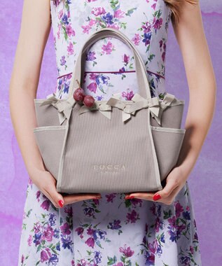 TOCCA OCTUPLE RIBBON TOTE M トートバッグ M ライトグレー系