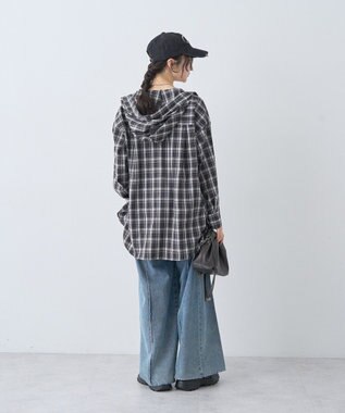 earth music&ecology ダメージロゴキャップ Charcoal Gray