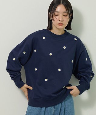 Green Parks ・ｓｗｉｎｇ　ｂｙ　デイジー刺繍スウェット Navy