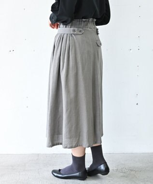 muuc 〈ロングシーズン心地良いウールリネン生地〉後ろウエストゴム有り 両サイドにベルト調節有り 裏地有り スカート グレー