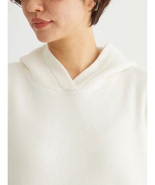 Green Parks スウェット風フード付ニットプルオーバー Ivory
