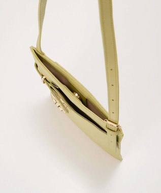 TOPKAPI 【TREASURE TOPKAPI】ベルトデザイン レザー フラット ショルダーバッグ ライムグリーン