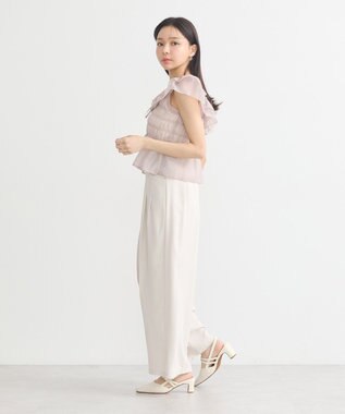 earth music&ecology ダブルフリルノースリブラウス Pink Beige