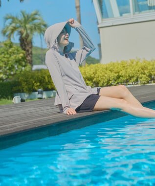 OP／FILA 【Ocean Pacific】フェイスガード付き バックフリル ラッシュガードパーカー ベージュ