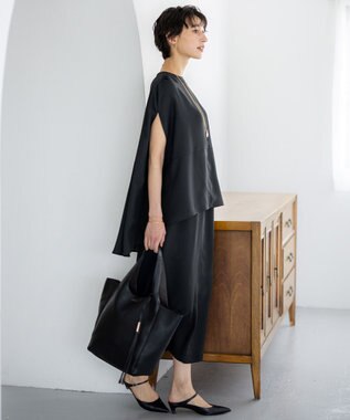 23区 S 【一部店舗限定/UVカット/洗える】ライトウェイトツイル ケープ付き ワンピース ブラック系