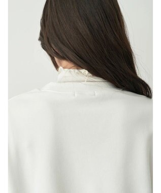 earth music&ecology クルーネック袖シャーリングスウェット White