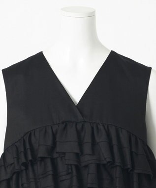 23区 L 【GOLD LABEL】コットンサテン フリルブラウス ブラック系