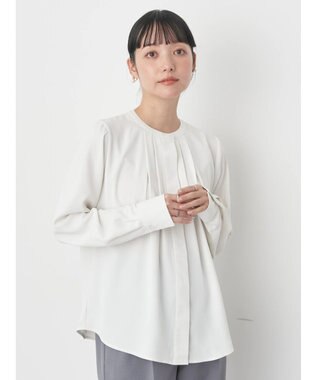 earth music&ecology ノーカラーフロントタックブラウス Off White
