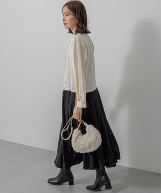 組曲 クルミボタン ニットカーディガン ホワイト系