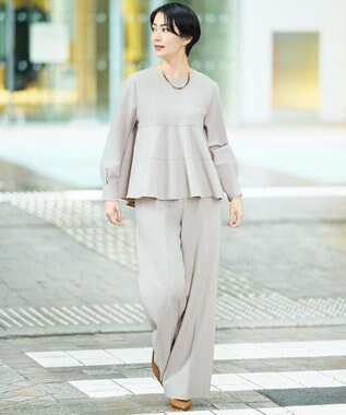 自由区 L 【SHIHOさん着用】ソフトウールブレンドペプラム ブラウス ベージュ