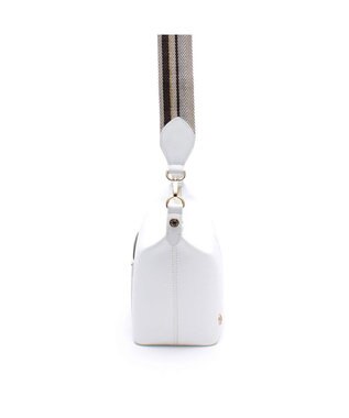 A.D.M.J. 【撥水】牛床革リバティソフト/ソフトショルダーM ホワイト