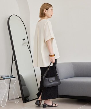 AMERICAN HOLIC 接触冷感バックタックプルオーバー Ivory