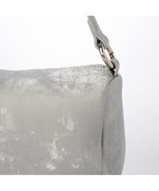 UNBILLION カシュカシュ cachecache / シルクサテン風合皮筒形ショルダー シルバー