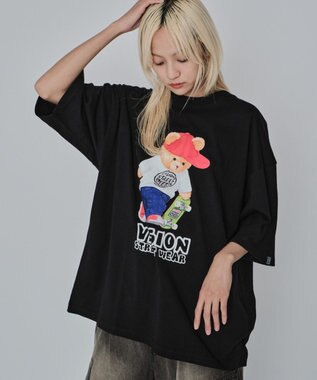 【ユニセックス着用ITEM/MLサイズ展開】別注VISIONベアグラフィックT（SS）