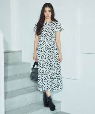 TOCCA 【WEB＆一部店舗限定】VIA METRO POCHETTE ポシェットバッグ ライトグレー系