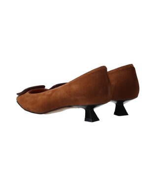 INTER-CHAUSSURES 【ANGEL ALARCON】ポインテッドトウオーナメントパンプス ブラウンスウェード