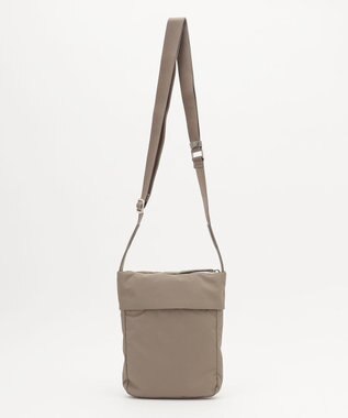 Y'SACCS リサイクルナイロン×カウレザー ラップポシェット グレージュ