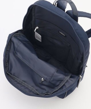 LA BAGAGERIE エナメルアクセントリュックサック ネイビー