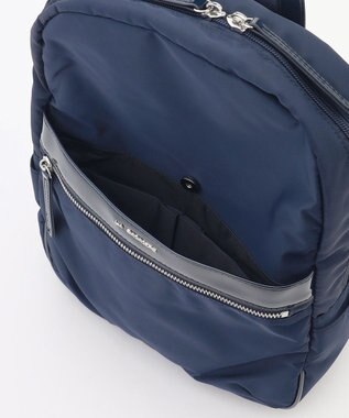 LA BAGAGERIE エナメルアクセントリュックサック ネイビー