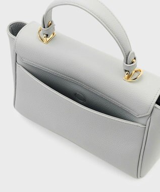 GRACE CONTINENTAL フラップショルダーバッグ ライトグレー