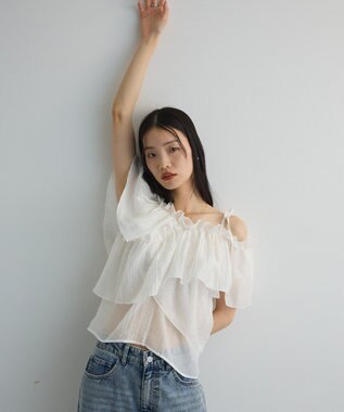 Green Parks マルチＷＡＹオフショルフリルブラウス Off White
