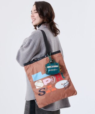 LeSportsac MICRO WEEKENDER CHARM/LSSタイポグラフィチャームグリーン LSSタイポグラフィチャームグリーン