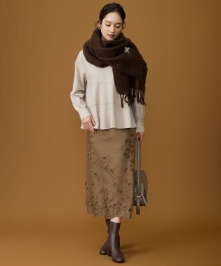 自由区 【カタログ掲載】ビジューカーブ ブローチ ゴールド