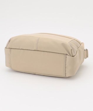 Y'SACCS ブロックモチーフショルダー アイボリー