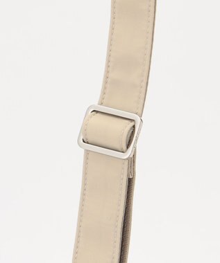 Y'SACCS ブロックモチーフショルダー アイボリー