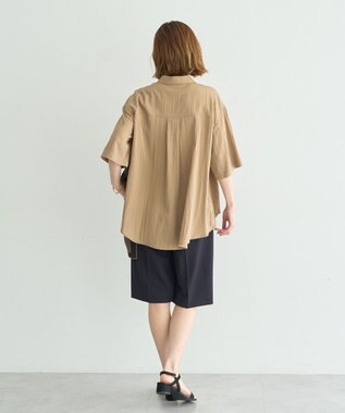 YECCA VECCA 【尾崎紗代子さん着用】タックハーフパンツ Navy